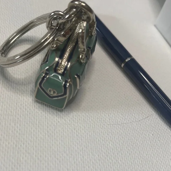 Coach Teal and Navy Enamel Bag Keychain and Black Vintage Coach Pen - Picture 4 of 7